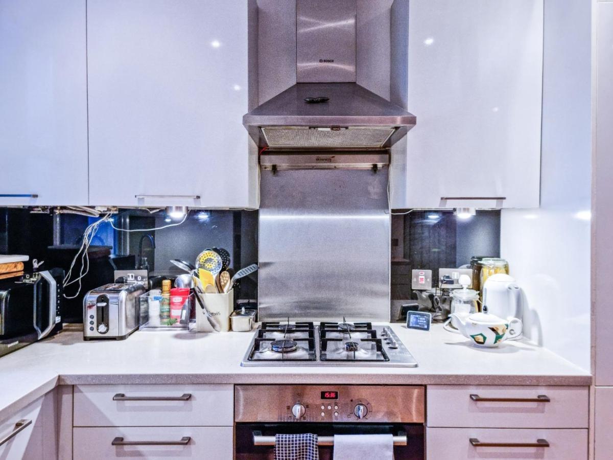 Pass The Keys Family Friendly 2 Bedroom Gem In Shepherd'S Bush Londýn Exteriér fotografie